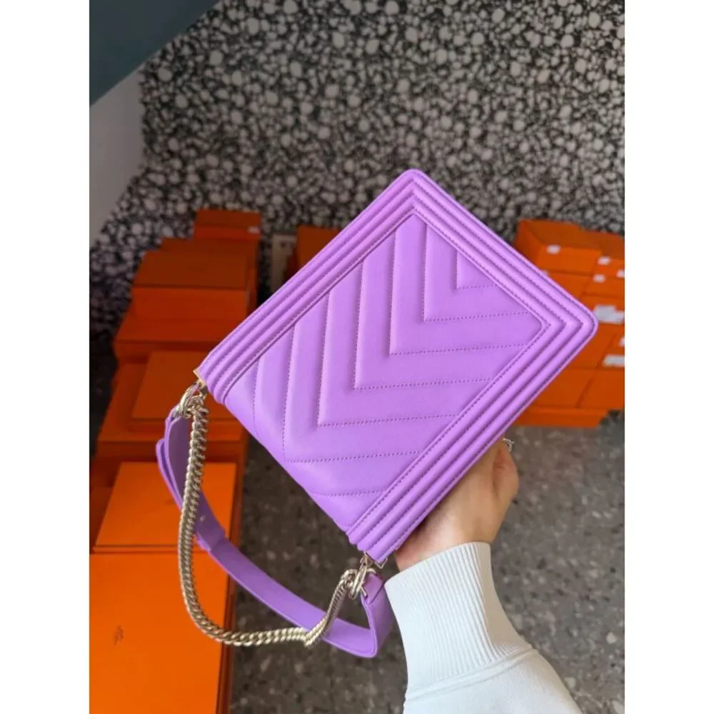 CHANEL brand color